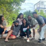 Rekha Krishnappa Instagram - Fun times , always fun with friends, new bondings, ❤️ #friendship #friendahipgoals #beachvibes #beachday #beachwaves Chennai, India