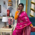 Reshma Shinde Instagram - Because it's trending...💕 . . .🎥 @vishe_tanishkaashok @anushka_pimputkar_official . #reelitfeelit #trending #trendingreels #reelitfeelit #tranding #love #reels #happiness #reelskarofeelkaro #instagram #instagood #instadaily #instalove #instabeauty #instagood #instafashion #instapic #instalike #instafollow #instaphoto #instacool #marathimulgi #trendingreels #traditional #love #happy
