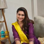 Reshma Shinde Instagram - Festive vibes🪔🌸