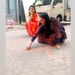 Reshma Shinde Instagram - Happy valentine’s day to all singles 🍻 #valentines #special #singleslife #funny #reel #onset #shooting #instagram #instagood #muzekoipyaarnahikarta #fun #laugh #feelitfeelit #funnyvideos #truestory #goodday #meme #okbye