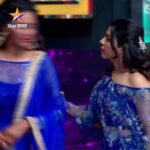 Reshma Shinde Instagram - When we do the Famous scene of ANNA @suniel.shetty in @reshmashinde02 and @anaghaa_atul style 🤣🤣🤣🤣 #anjali #comedy #vabsian #acting #mimic Mumbai, Maharashtra