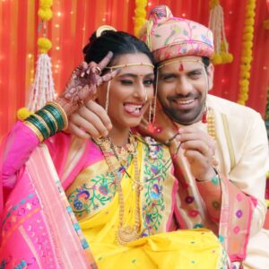 Reshma Shinde Instagram - सुख कळले...❤️
.

#DeepaKartik #RangMajhaVegla
#wedding #StarPravah
#happy