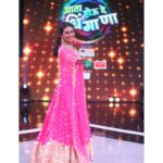 Reshma Shinde Instagram - ‘आता होऊ दे धिंगाणा’ शनि. आणि रवि. रात्री ९:०० वाजता फक्त Star प्रवाह वर... #AataHouDeDhingana #StarPravah #आपलासिध्दू @siddharth23oct @dnyanadaramtirthkar @chetan_vadnere @aashu.g @reshmashinde02 @girijaprabhu_official @mandarjadhavofficial @rupalibhosle @milindgawali @thesanketthepathak @deodharsayali @abhijeetkhandkekar @priyamarathe @sharayusonawaneofficial @vijayandalkar