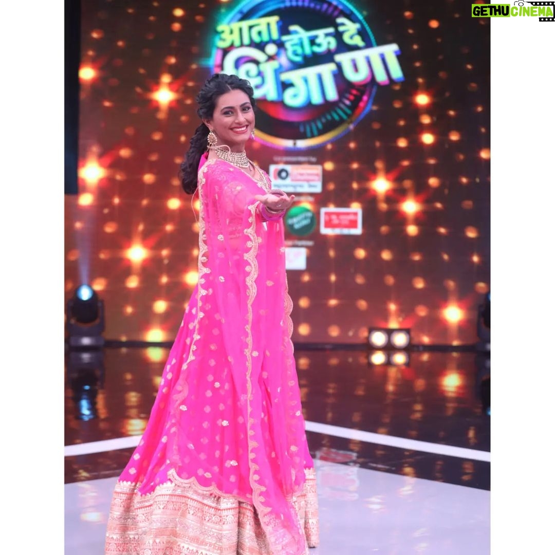 Reshma Shinde Instagram - ‘आता होऊ दे धिंगाणा’ शनि. आणि रवि. रात्री ९:०० वाजता फक्त Star प्रवाह वर... #AataHouDeDhingana #StarPravah #आपलासिध्दू @siddharth23oct @dnyanadaramtirthkar @chetan_vadnere @aashu.g @reshmashinde02 @girijaprabhu_official @mandarjadhavofficial @rupalibhosle @milindgawali @thesanketthepathak @deodharsayali @abhijeetkhandkekar @priyamarathe @sharayusonawaneofficial @vijayandalkar