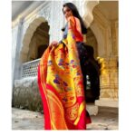 Reshma Shinde Instagram – Post diwali vibes🪔✨🪔

#happy
#goodvibes
#paithani

visit @mysilklove  for  more beautiful collection ❤️