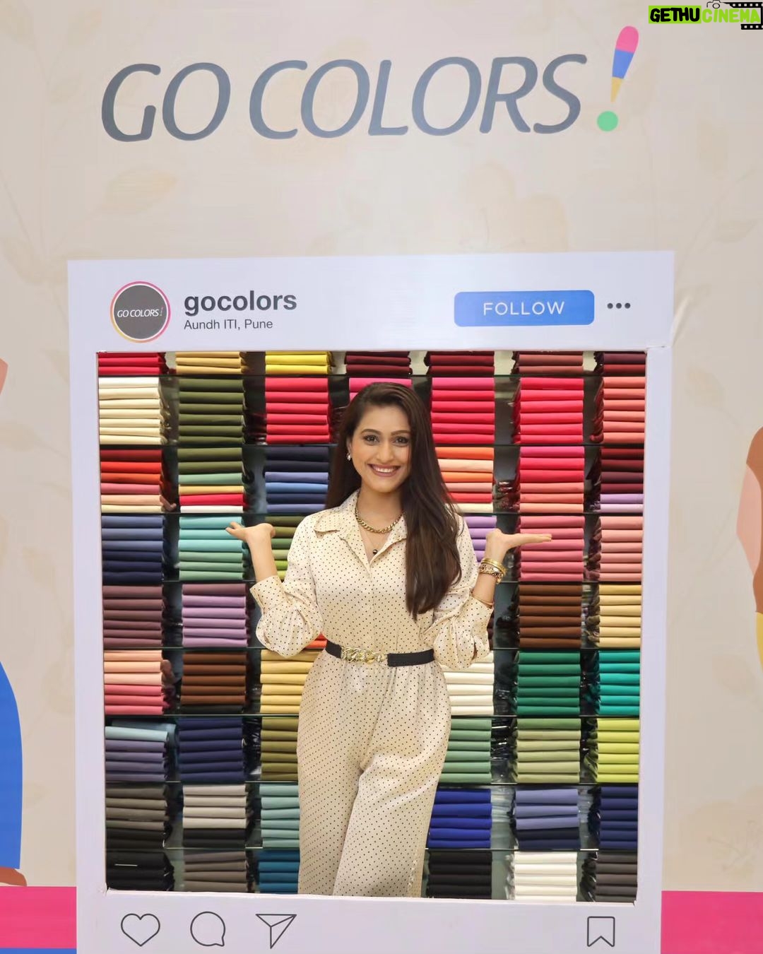 Reshma Shinde Instagram - Was truly honored to be invited to cut the ribbon and officially open the GoColors store in Pune! ππͺΆ at ITI Aundh What a fantastic day filled with creativity and style. Met fellow talented creators, played exciting games, and soaked in the vibrant atmosphere. GoColors is more than just a brand; it's a fashion destination that celebrates individuality. Their stunning range of clothing caters to diverse tastes and styles, ensuring that there's something for everyone. From comfortable everyday wear to chic and trendy outfits, GoColors has it all. I had an absolute blast exploring their collection, and I'm excited to see how they continue to redefine fashion in Pune! πβ¨ #GoColorsPuneLaunch #FashionForward #CreativityUnleashed