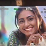 Reshma Shinde Instagram - येते हा.. जाते नाही, येते म्हणावं नाही का?.. हा निरोप नाही तर पुन्हा नव्या रूपात येण्याची नांदी आहे असं म्हणेन मी..या ना त्या वेगळ्या रूपात तुम्हाला नक्की भेटायला येइन ,अशीच सकारात्मक ऊर्जा घेऊन.. कलर गया तो पैसा वापस..! Thank you @star_pravah @rajwadesatish @monidoglover @shamasayyad माझ्यात विश्वास दाखवल्या बद्दल आणि मला संधी दिल्याबद्दल thank u for everything... @harshadakhanvilkar @aashu.g तुमच्याशिवाय दीपा अपूर्णच.. @atulketkar @aparna.ketkar.1 @gchandrakant @abhijit_guru thank you माझ्याबरोबर दीपा तुम्ही सुद्धा जगलात.. लेक जेव्हा सासरी जाते तेव्हा तीला लेकिप्रमने तसच प्रेम मया मला दिल्याबद्दल आणि स्वीकारल्याबद्दल thank you @shashishumeetproduction @beingnameeta2918 @swapnilkarikar ... आणि मायबाप रसिक प्रेक्षकांचे मनापासून आभार या प्रवासात हात घट्ट धरून ठेवलात.. असेच आशीर्वाद राहू दे.. येते...🥹 🙏🏻❤️🧿 Love you all.. Thank you RMV Team Grateful forever 🧿❤️♾️ @anaghaa_atul @vidishamhaskar @ghatemanasi @vaishalirahulbhosale @shalmalee_t @meghanjadhav @vishe_tanishkaashok @anushka_pimputkar_official @laladeshmukh @talwalkarpurnima @spruhadaliofficial @maitreyee_datye_official @saisha_bhoir_official @ambar_ganpule @bhagyeshpatil17_official @rangmazaveglaofficial @swapnilmurkar_official @shindesunny @sacchindeo @nehawaghhalbe