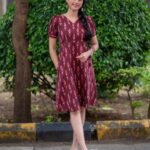Reshma Shinde Instagram - The core of beauty is simplicity ❣️ . . Maroon ikkat dresss . . Outfit details : Fabric : cotton Size : XS to XXXL . . Muse : @reshmashinde02 📷 : @aakash.a.dhumal MUA : @trupti_makeup_expert