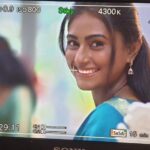 Reshma Shinde Instagram - येते हा.. जाते नाही, येते म्हणावं नाही का?.. हा निरोप नाही तर पुन्हा नव्या रूपात येण्याची नांदी आहे असं म्हणेन मी..या ना त्या वेगळ्या रूपात तुम्हाला नक्की भेटायला येइन ,अशीच सकारात्मक ऊर्जा घेऊन.. कलर गया तो पैसा वापस..! Thank you @star_pravah @rajwadesatish @monidoglover @shamasayyad माझ्यात विश्वास दाखवल्या बद्दल आणि मला संधी दिल्याबद्दल thank u for everything... @harshadakhanvilkar @aashu.g तुमच्याशिवाय दीपा अपूर्णच.. @atulketkar @aparna.ketkar.1 @gchandrakant @abhijit_guru thank you माझ्याबरोबर दीपा तुम्ही सुद्धा जगलात.. लेक जेव्हा सासरी जाते तेव्हा तीला लेकिप्रमने तसच प्रेम मया मला दिल्याबद्दल आणि स्वीकारल्याबद्दल thank you @shashishumeetproduction @beingnameeta2918 @swapnilkarikar ... आणि मायबाप रसिक प्रेक्षकांचे मनापासून आभार या प्रवासात हात घट्ट धरून ठेवलात.. असेच आशीर्वाद राहू दे.. येते...🥹 🙏🏻❤️🧿 Love you all.. Thank you RMV Team Grateful forever 🧿❤️♾️ @anaghaa_atul @vidishamhaskar @ghatemanasi @vaishalirahulbhosale @shalmalee_t @meghanjadhav @vishe_tanishkaashok @anushka_pimputkar_official @laladeshmukh @talwalkarpurnima @spruhadaliofficial @maitreyee_datye_official @saisha_bhoir_official @ambar_ganpule @bhagyeshpatil17_official @rangmazaveglaofficial @swapnilmurkar_official @shindesunny @sacchindeo @nehawaghhalbe