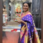 Reshma Shinde Instagram - आई तू सर्व काही जाणतेस! तुझ्याच चरणी सर्वकाही, दे आशीर्वाद, घडो हातून पुण्याई 🙏🏻🌼 . Saari @paithani___house Thank you @shoppingfactory11 #aai #ambabai #blessed #grateful #deepa #RangMajhaVegla #StarPravah