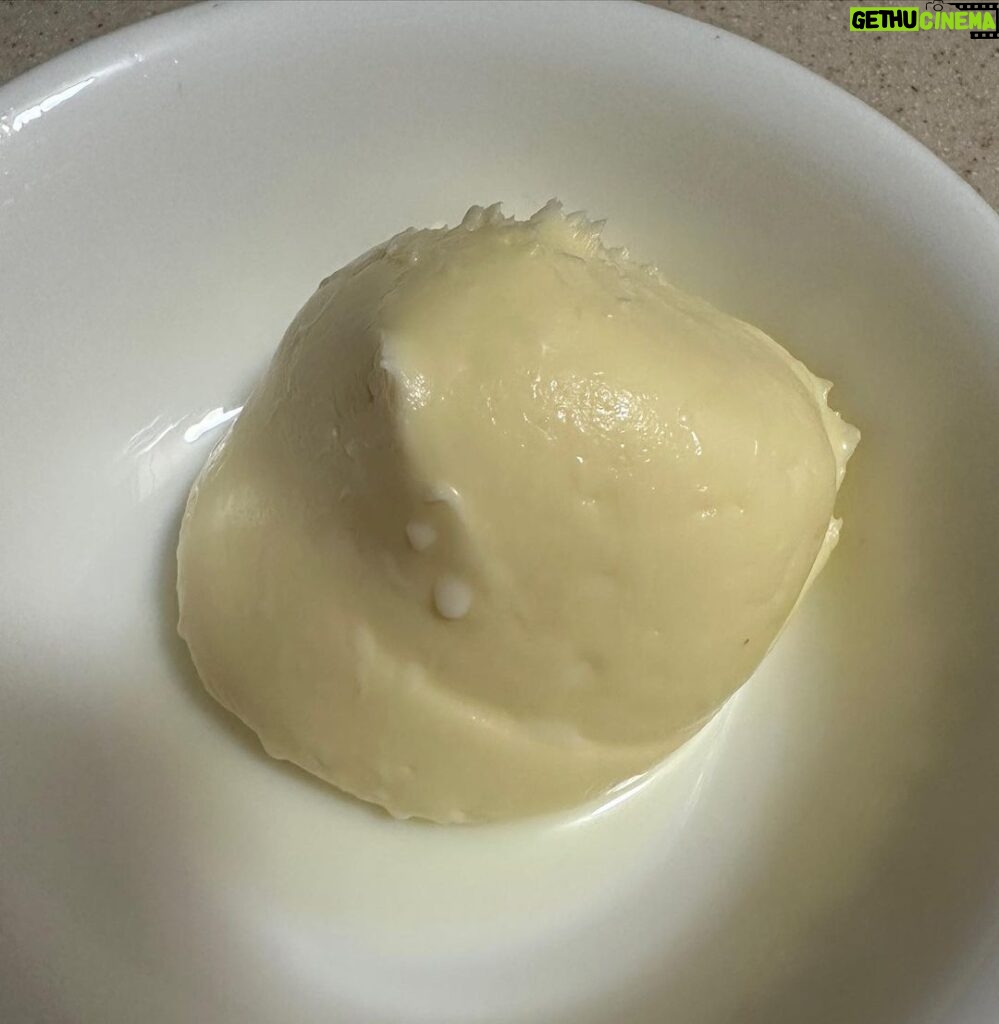 Rhonda Vincent Instagram - Fresh butter 😍