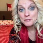 Rhonda Vincent Instagram - HO HO HO ….who’s ready for our Bluegrass Christmas Shows? Coming very very very soon our NEW Christmas USB/USBc Flash Drive. Watch for a link to order in time for the perfect stocking stuffer!! It includes 16 Christmas Songs, including my new version of Mary Did You Know www.rhondavincent.com