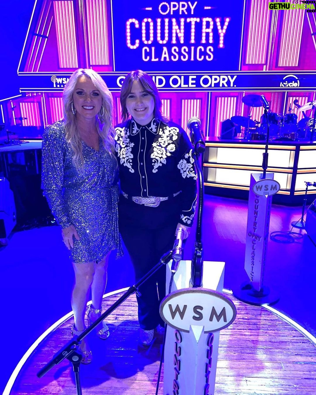 Rhonda Vincent Instagram - Tune in now to root on my friend and fellow Missourian @rubyleighofficial #RubyLeigh as she competes @nbcthevoice on Team @reba McEntire!! GO RUBY!!