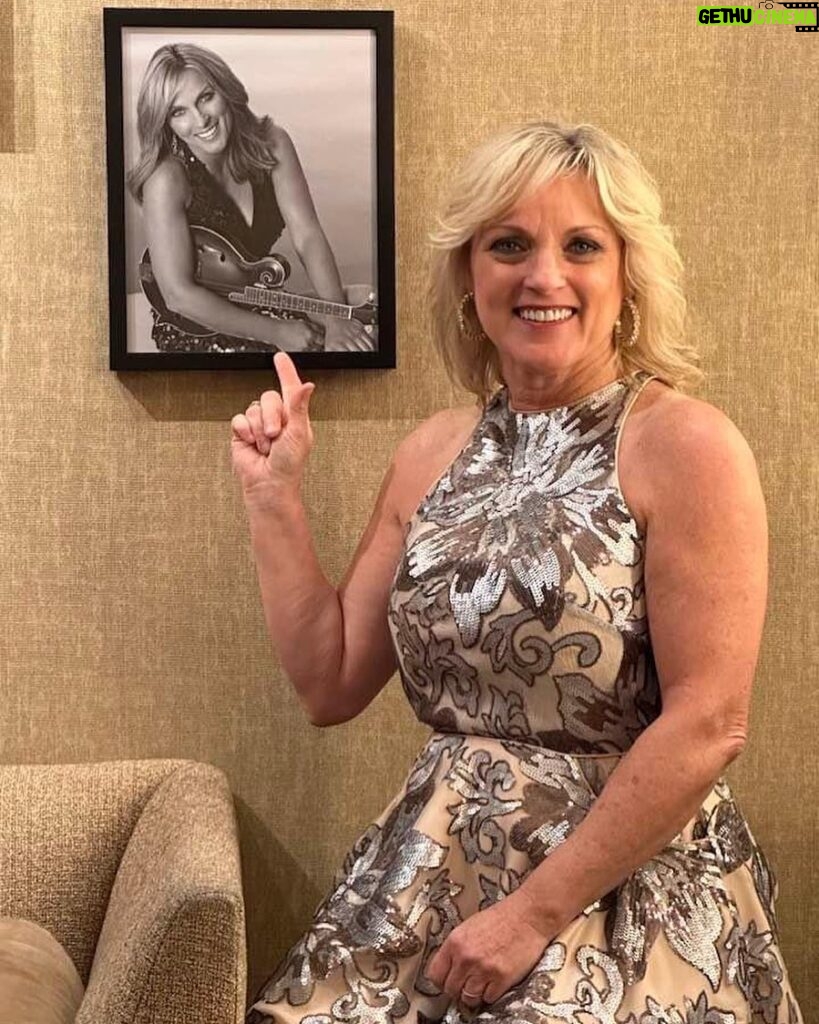 Rhonda Vincent Instagram - 300th appearance gift @opry - my photo in dressing room #2 - the #bluegrass room !! So very special, so very thankful. Grand Ole Opry