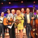Rhonda Vincent Instagram - Rest in peace dear sweet friend!! The signature sound of Porter Wagoner, @dollyparton and OH YEAH … so many others was because of the musicianship of Buck Trent! The guitar work on Dolly’s “Jolene” was Buck’s invention, and his electric banjo was ground breaking. He was flashy and so much fun. He passed from his earthly home to heaven, and will be missed by everyone that knew him. Buck Trent RIP