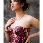 Ridhima Pandit Instagram - “We are all a little broken.. But last time I checked, broken crayons 🖍️ still colour the same” Trent Shelton . . . . . Makeup:- @sarrahmukadamedits Hair:- @anita_matkar Styled by:- @misfitsmakefits @justcallmevish @samiya_khann Shot & Edited:- @floodgate_inc Outfit:- @thesaikostudio Accessories:- @amaavii.in Boots:- @londonrag_in 📍 @novotelmumbaiairport Novotel Mumbai International Airport