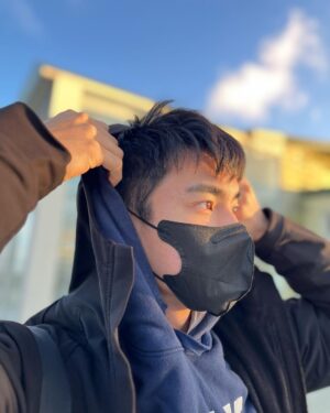 Riesling Hsieh Instagram - -
大風吹，風是真的大🌬️
想回龍潭了，太久沒回家。
-
怎麼那麼多hashtag的hashtag🙂

#hashtag #hashtags #hashtaghashtag #hashtaghashtaghashtag