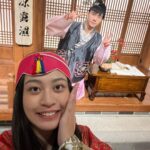 Riesling Hsieh Instagram – ［李宇雯不是我的女朋友，在此聲明］
李宇雯生日快樂🎁
李宇雯是我的大學同學、三年室友、家人。
李宇雯每分每秒充斥著我的大學生活。
李宇雯之前有跟我大哭的抱在一起。
李宇雯是一個溫暖的人。
李宇雯是原住民裡的卑南族。
李宇雯很善良，不敢殺小蟲子。
李宇雯在大學四年都會讓我抄作業。
李宇雯期中統計學考比我低，即使我的作業都抄她的。
李宇雯喜歡去海邊。
李宇雯喜歡去池塘、溪流餵魚。
李宇雯不愛買衣服，她比較捨得花錢吃好吃的。
李宇雯左上掌心有一顆痣。
李宇雯穿25號的鞋子。
李宇雯不吃火鍋料。
李宇雯鼻孔是心型的。
待續