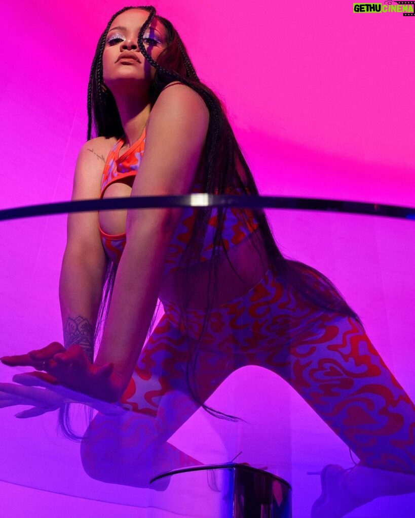 Rihanna Instagram - #savageXfentySPORT V-DAY drop