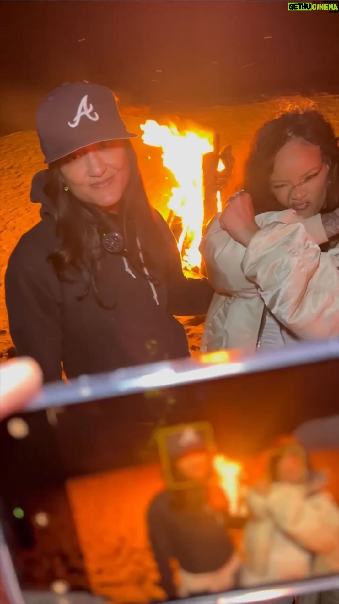 Rihanna Instagram - ππΏ an honor getting one of the illest @addp from Black Panther directing this music video!! Shout outs to you and your entire team for bringing this visual together for such a special record! #liftmeup