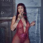 Rihanna Instagram - Valentine’s Day is for me…. but you can watch 😘 #XXSAVAGEX @savagexfenty