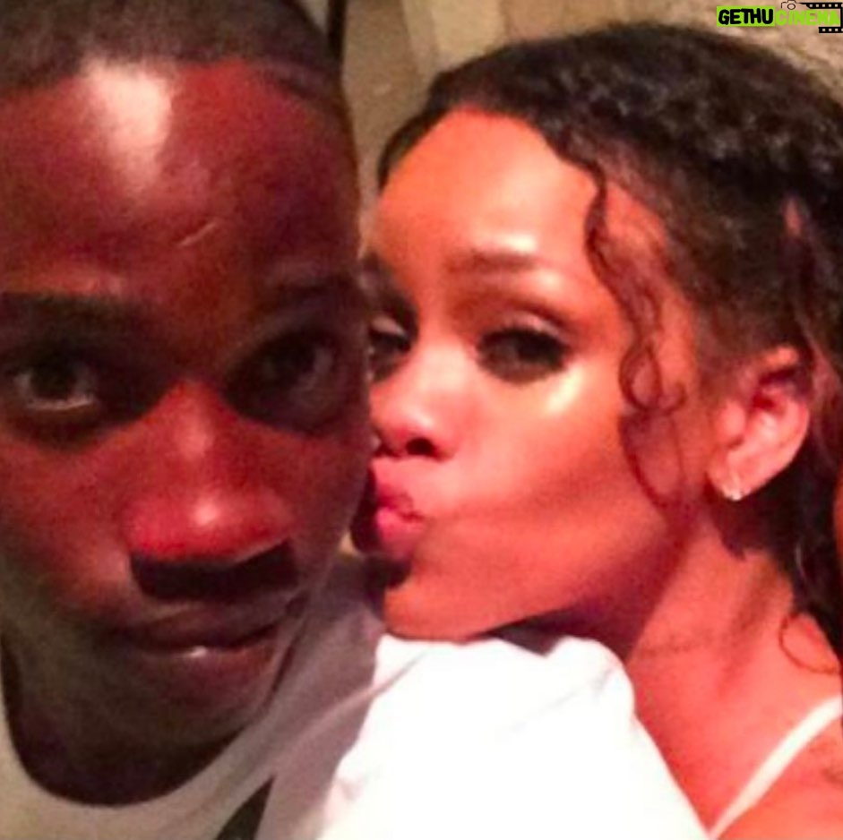 Rihanna Instagram - miss you and dat smile cuz. #Tavon