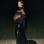 Rihanna Instagram - me and my date for Oscar Gold Party #bump22
