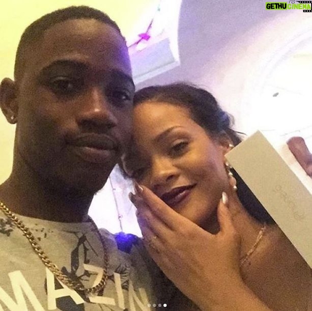 Rihanna Instagram - miss you and dat smile cuz. #Tavon