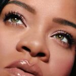Rihanna Instagram - new baddie on da block….and she #HELLATHICC @fentybeauty new volumizing mascara coming march 28 fentybeauty.com