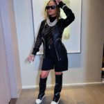 Rihanna Instagram - D . S . 4 🥷🏻