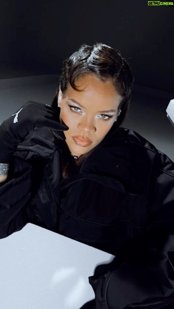 Rihanna Instagram - AVANTI. sept 15. #FENTYxPUMA