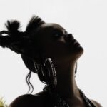 Rihanna Instagram – 🤫

 #SBLVII #AppleMusicHalftime