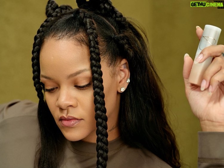 Rihanna Instagram - EAZE DROP just got easier!! Introducing #EAZEDROPSTICK for all the eaze drop lovers, no makeup-makeupers, on the goers, I woke up like this’ers, I don’t got timers, no filter’ers, and the FaceTime me anytime’rs! Available NOW at @fentybeauty and @sephora