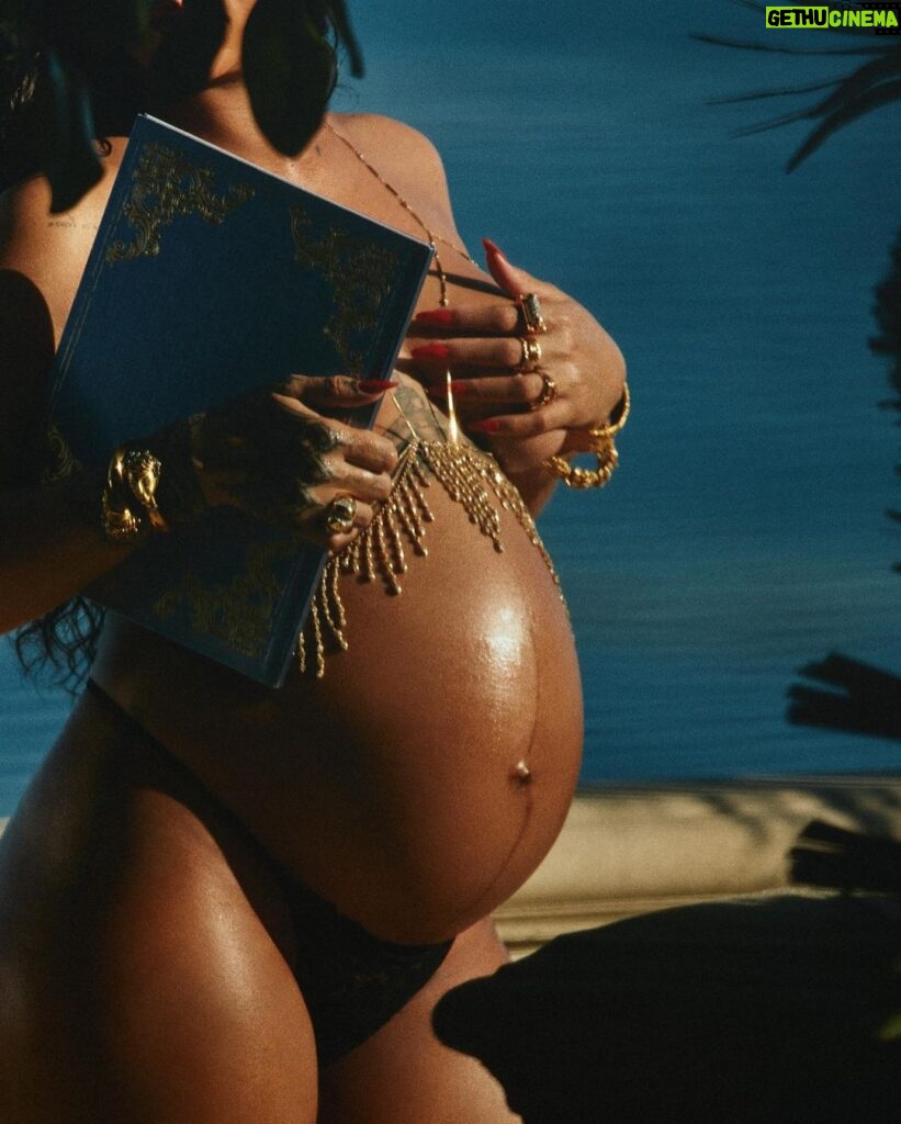 Rihanna Instagram - here’s a little series I call “Rub on ya titties” in honor of my first pregnancy, embracing motherhood like a g, and the magic that this body made! Baby RZA… he in there not having a clue how nuts his mama is, or how obsessed he was bout to make me #maternityshoot2022 #tobecontinued