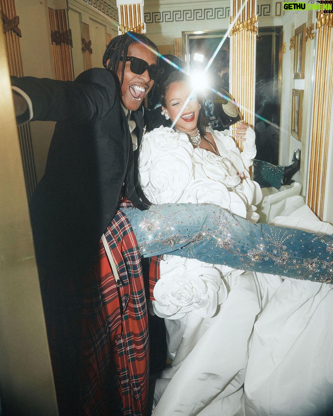 Rihanna Instagram - shout outz 2 the bridal party….here come de bride #idoKARL #METgala2023