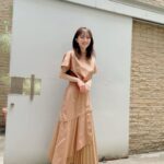 Rina Aizawa Instagram - テレビ東京 ※関東ローカル 『ほほおちゴハン！』に出演します🍴 7月9日(土)11時03分から😋 ぜひご覧ください〜！ 👗@ELENDEEK_official 👡@dianashoespress 💍@ete_official