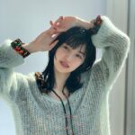 Rina Aizawa Instagram - 明けましておめでとうございます！ 皆さんが健康でいられることと、良い一年を過ごせることを願っています😌 今年もよろしくお願いします♡ MORE2月号もよろしくね🐮
