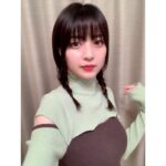 Rina Aizawa Instagram - おうちでメイクして着替えて写真撮ってみたよ🧸💚