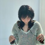 Rina Aizawa Instagram - 明けましておめでとうございます！ 皆さんが健康でいられることと、良い一年を過ごせることを願っています😌 今年もよろしくお願いします♡ MORE2月号もよろしくね🐮