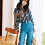 Rina Aizawa Instagram - 明日9/30、19:00〜「MORE×逢沢りな」コラボインスタライブをします！！初めてのインスタライブですっ、どきどき。 お時間ありましたら、ぜひ覗きに来て下さいね!! 何か質問があればコメント下さい☺️