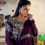 Rini Raj Instagram – 💜
.
.
.
👗 @denairaboutique ❣️

📸 @meghaarajan ❣️