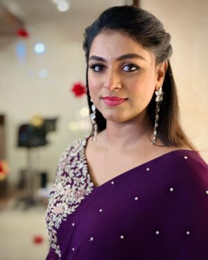 Rini Raj Instagram - 💜
.
.
.
👗 @denairaboutique ❣️

📸 @meghaarajan ❣️