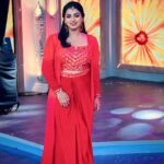 Rini Raj Instagram – 🧡❤️
.
.
.
👗 @denairaboutique ❣️

📸 @_jay_p ❣️

#zeekeralam #saregamapa #gargi