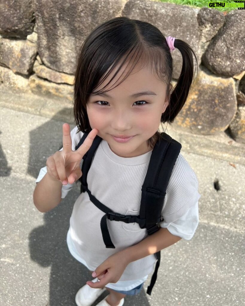 Ririsa Miyazaki Instagram - 本日、9月6日（水）22:00〜 フジテレビ「ばらかもん」第9話に出演します✨ 是非、ご覧下さい☺︎ #ばらかもん #琴石なる役 #なる東京へ行く⁉︎ #飛行機わっくわーく