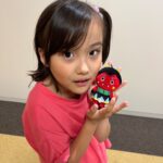 Ririsa Miyazaki Instagram - ばらかもん第2話ご覧いただきありがとうございます☺︎ バラモンちゃん👹可愛くて大好きです♡ #ばらかもん #琴石なる役 #五島列島 #バラモンちゃん