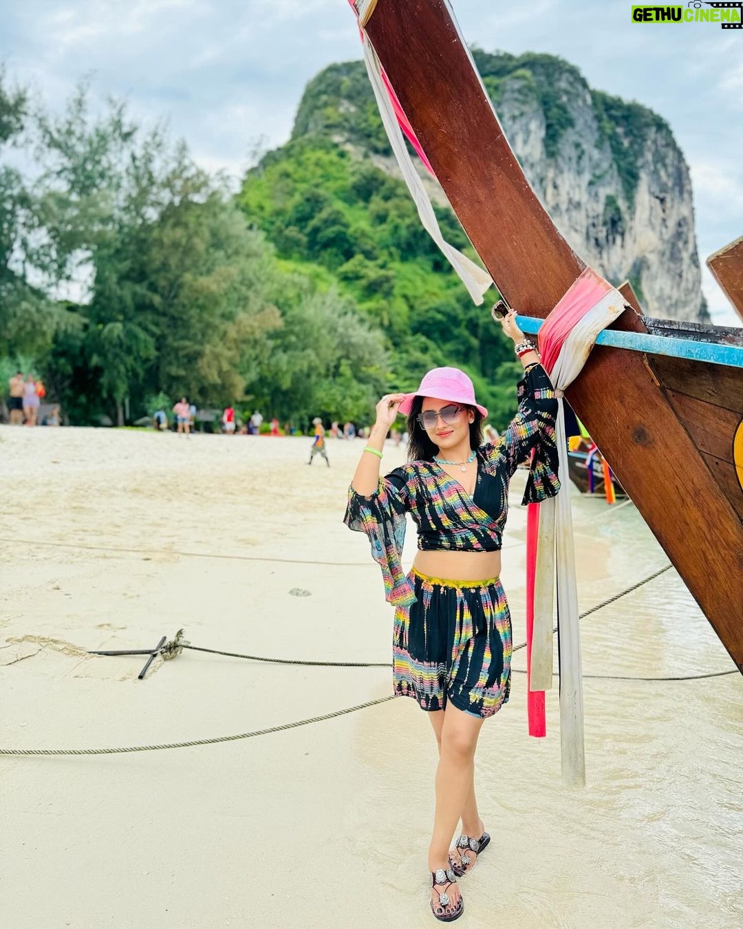 Riya Dey Instagram - Self-love ❤️ #swipeleft ⬅️ #love #live #laugh #travel #loveyourself #actress #riyadey Krabi, Thailand
