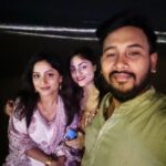 Riya Dey Instagram - New year and the same me with my forever favourite people at my forever favourite place!! #purijagannath 🦚🌸🌷🫶 Puri, Orissa