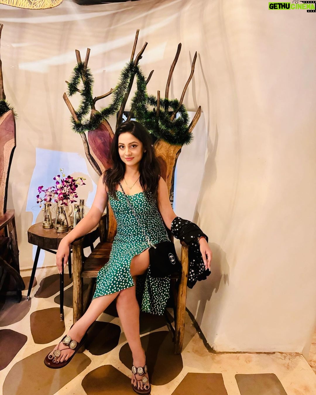 Riya Dey Instagram - Ending year 2023 with gratitude β€οΈπ«Άπ»π #lastpostoftheyear2023 #love #live #laugh #blessed #actress #riyadey Goa