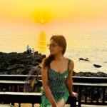 Riya Dey Instagram - Sunset along the beach in Goa is a magical emotion 🌅 🏝️🤩 #swipeleft ⬅️ #suddenplan #suddentrip #suddenplansarethebest❤️ #sunset #beach #magichour #magical #sky #nature #beautiful #ootd #giftedbyspecialone #christmastrip2023 #vacation #goa #positivity #positivevibes #winter #hellodecember #love #live #laugh #loveyourself #actress #riyadey Mayan Beach Club