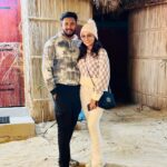 Riya Dey Instagram - Happy new year husband ❤️😘 #happynewyear2024 #togetherforever #togetherness #couplegoals #loveisintheyear #newbeginning #freshstart #love #live #laugh #travelphotography #travelling #happiness #sunilria🎊👩‍❤️‍👨🎊 Ｌｏｖｅ Ｗｏｒｌｄ